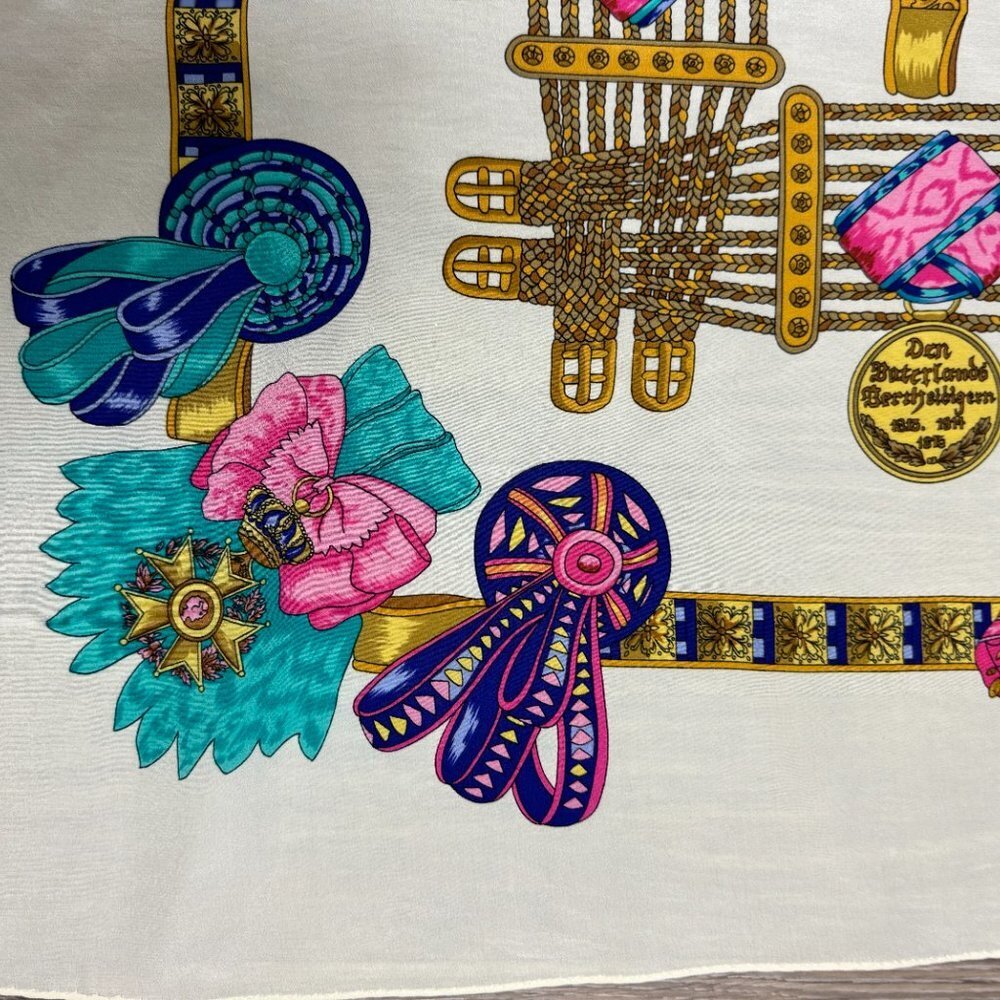 Vintage Silk Scarf 32" x 32" - Picture 2 of 7